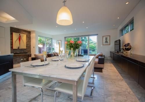 New Luxury Home Near Coogee Beach In Sydney0