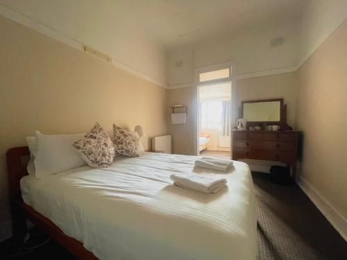 โรงแรมบันดานูน (Bundanoon Hotel)1