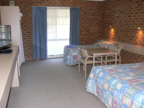 Settlement Motor Inn1