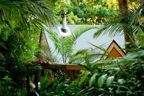 Witches Falls Cottages0