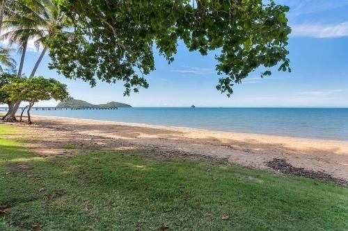 WINDFALL IN PALM COVE3