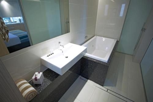 Seahaven Noosa Beachfront Resort4