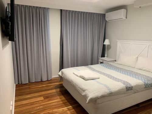 The Penthouses Apartments4