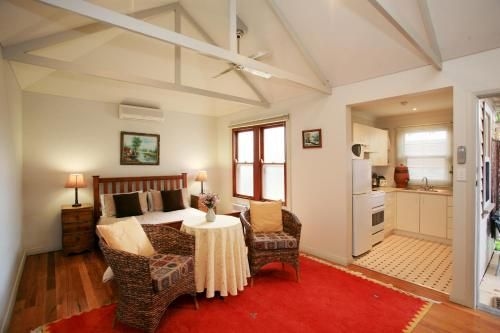 The Bank Guesthouse2