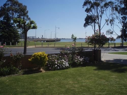 Lakeview Motel Yarrawonga2