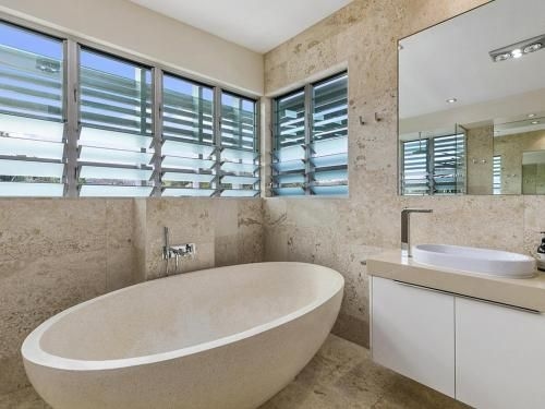 Platinum status, Sunshine Beach (Platinum Status Sunshine Beach)1