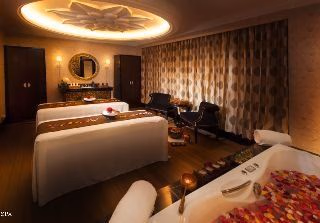 The Trans Luxury Hotel4