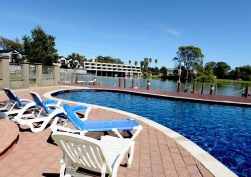 Yarrawonga Waterfront Apartments1
