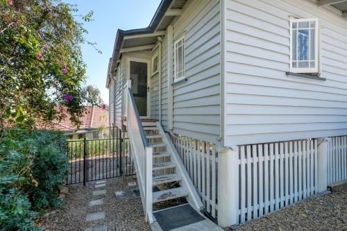 Central Cottage4
