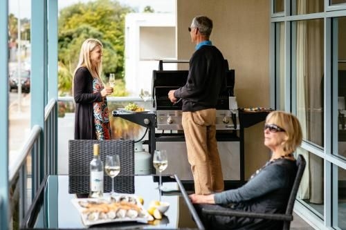 Port Lincoln Foreshore Apartments1