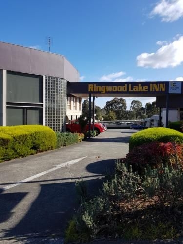 Ringwood Lake Inn0