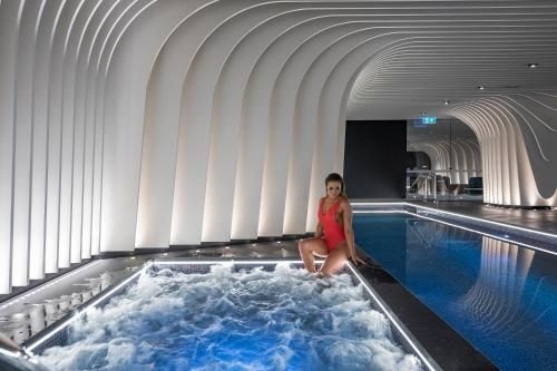 Skye Suites Sydney1