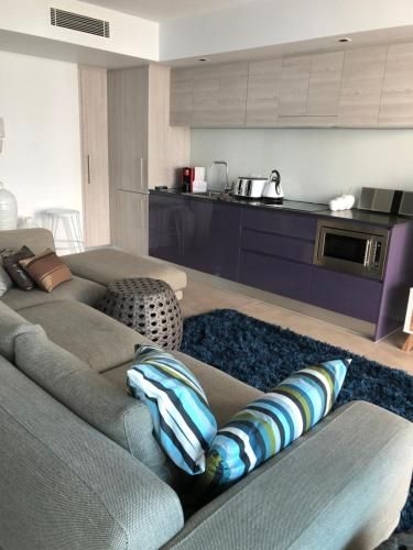 8 On Elysee Alexandra Headland / Mooloolaba Beach0