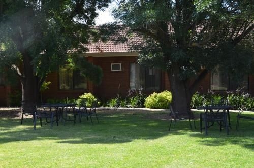 Kingswood Motel4