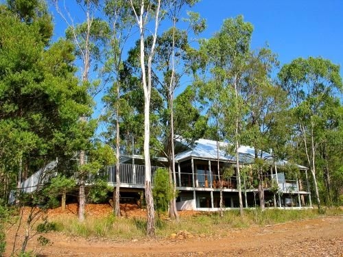 Bombah Point Eco Cottages2