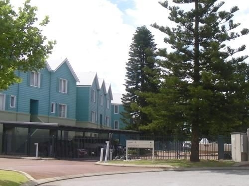 9/20 Apollo Quay Apartment2