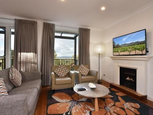 Villa 2br Grange Resort Condo Located Within Cypress Lakes Resort (Nothing Is More Central)2