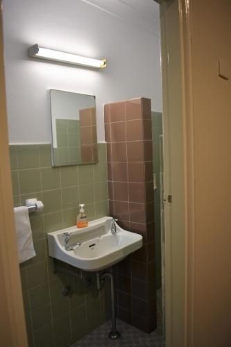 Figtree Hotel Wollongong4