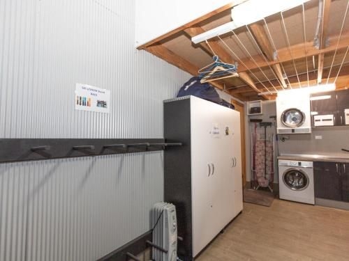 Bellview 3/11 Cobbodah Street2