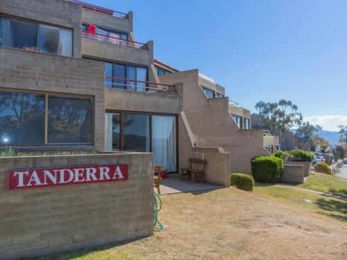 Tanderra 18/28 Park Road2