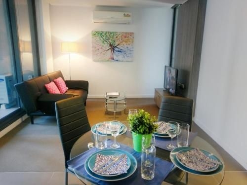 IFSuites (IFSTAYS) Upper West Side Apartment1
