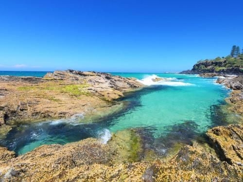 Hideaway In Coolangatta 1 Bedroom Retreat In A Quiet Leafy Setting2