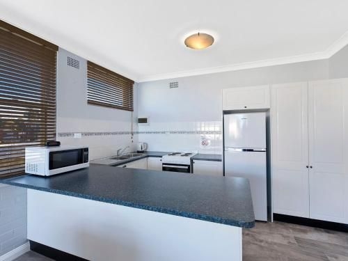 Golden Sands Apartment 102