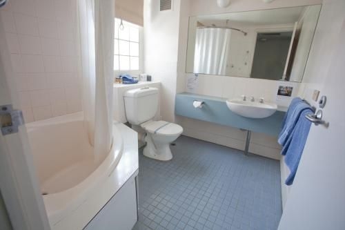 MAS Country Riverboat Lodge Motor Inn1