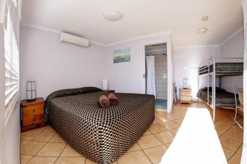 Bali Hi Motel1