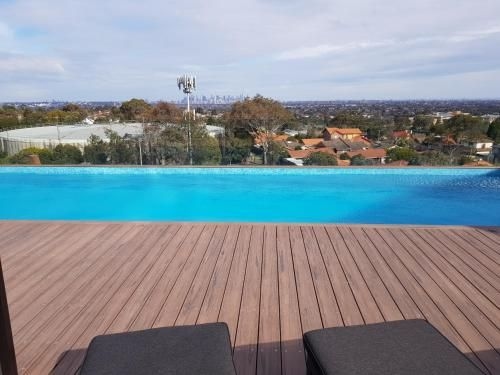 Ivanhoe Apartments2