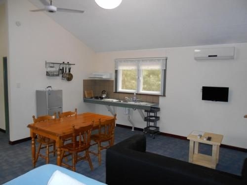 Chalets on Stoneville3