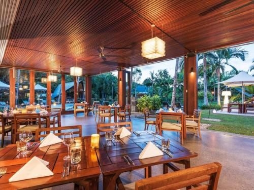 Niramaya Port Douglas Private Villas4