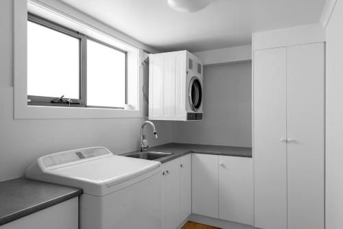 Novo Luxury Apartment1