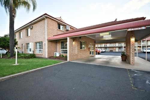 The Aberdeen Motel4