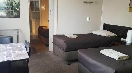 Meeniyan Motel1