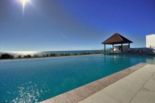 Sea Side 2093