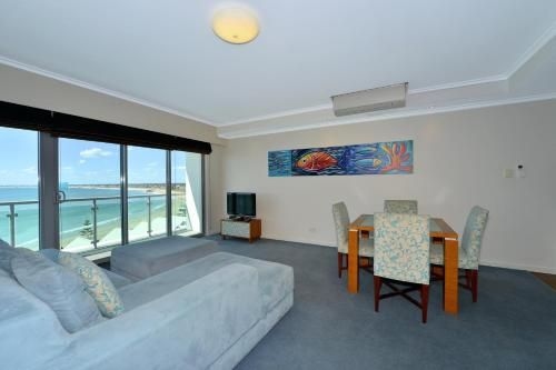 Sea Side 5083