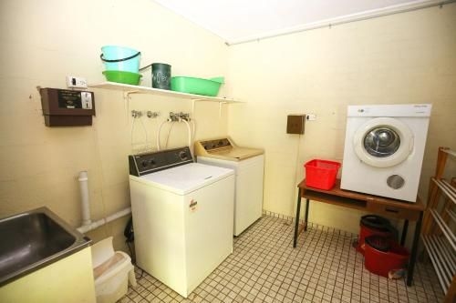 Cedar Holiday Units - Apartment 53