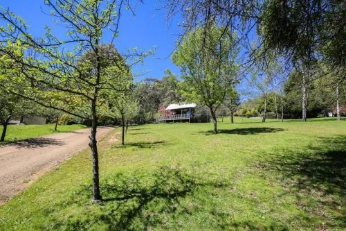 Crabapple Cottage2