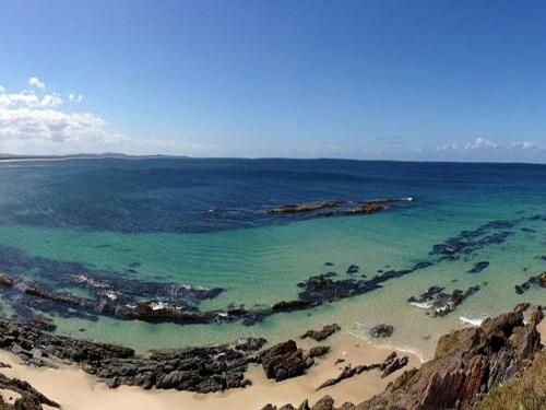 Coral Sands 3 - Pebbly Beach2