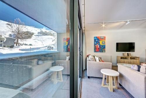 Snow Ski Apartments 393