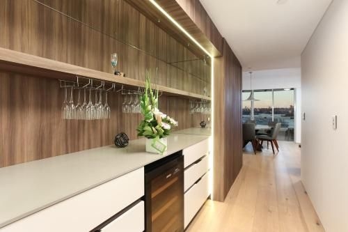 3 Bedroom Darling Harbour Apartment4