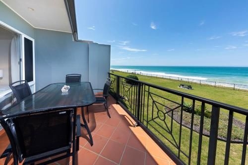 Meridian Beachside Apartments3