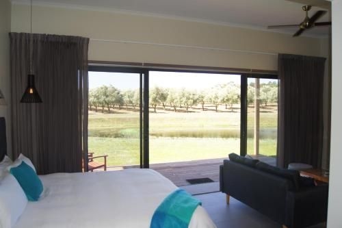 Manzanillo Grove Villa0