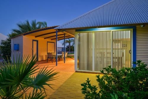 Osprey Holiday Village Unit 117 - Exquisite 3 Bedroom Holiday Villa with a Pool in the Complex2