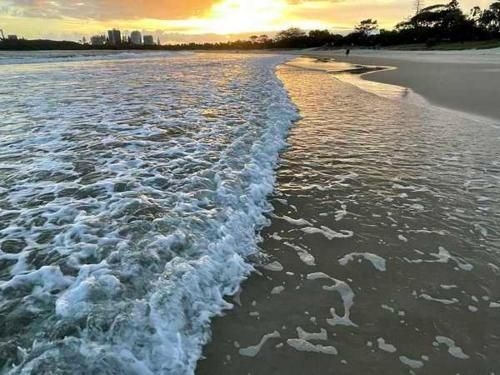 20 Steps to the Sand1