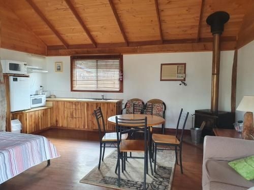 Gaddleen Grove Cottages1