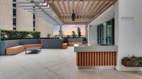 Brisbane City Apartments (Tank St CBD)4