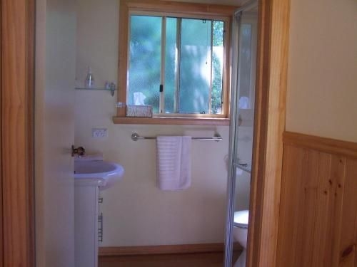 Drumreagh Bed & Breakfast Cabins1