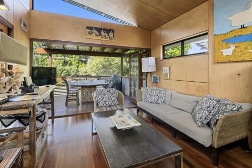 Pandanus Retreat2